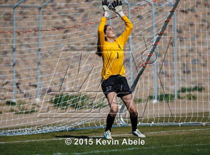 Thumbnail 3 in Phoenix Country Day vs. Scottsdale Prep photogallery.