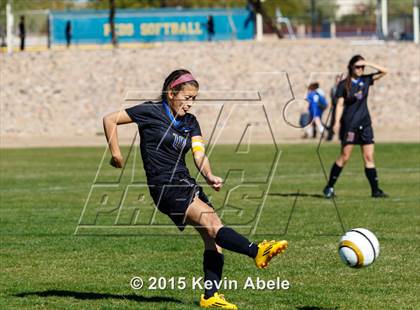 Thumbnail 1 in Phoenix Country Day vs. Scottsdale Prep photogallery.