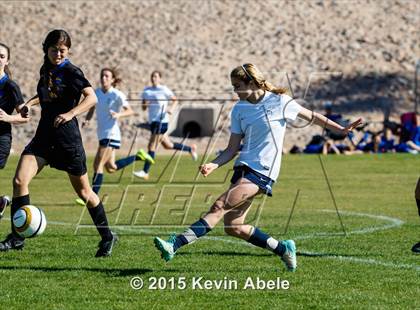 Thumbnail 1 in Phoenix Country Day vs. Scottsdale Prep photogallery.