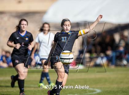 Thumbnail 2 in Phoenix Country Day vs. Scottsdale Prep photogallery.