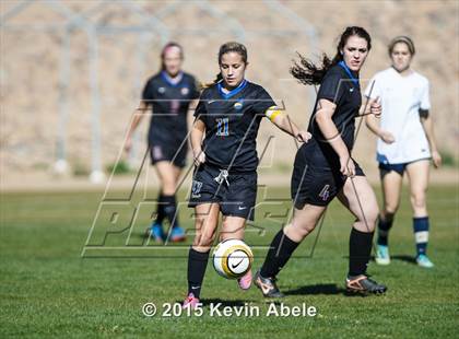 Thumbnail 3 in Phoenix Country Day vs. Scottsdale Prep photogallery.