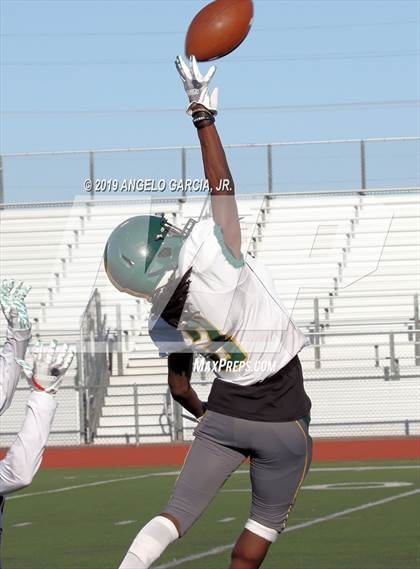 Thumbnail 2 in San Ramon Valley vs Freedom photogallery.