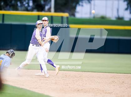 Thumbnail 2 in Notre Dame Prep vs. Flowing Wells (AIA 5A Playoff) photogallery.