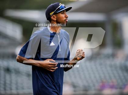 Thumbnail 2 in Notre Dame Prep vs. Flowing Wells (AIA 5A Playoff) photogallery.