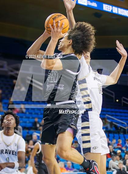 Thumbnail 3 in Harvard-Westlake vs. St. John Bosco photogallery.