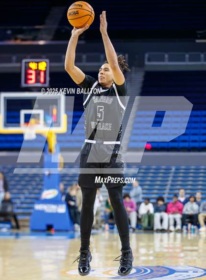 Thumbnail 2 in Harvard-Westlake vs. St. John Bosco photogallery.