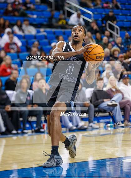 Thumbnail 2 in Harvard-Westlake vs. St. John Bosco photogallery.