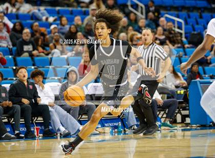 Thumbnail 3 in Harvard-Westlake vs. St. John Bosco photogallery.