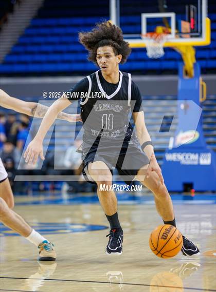 Thumbnail 2 in Harvard-Westlake vs. St. John Bosco photogallery.
