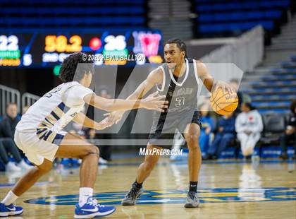 Thumbnail 2 in Harvard-Westlake vs. St. John Bosco photogallery.