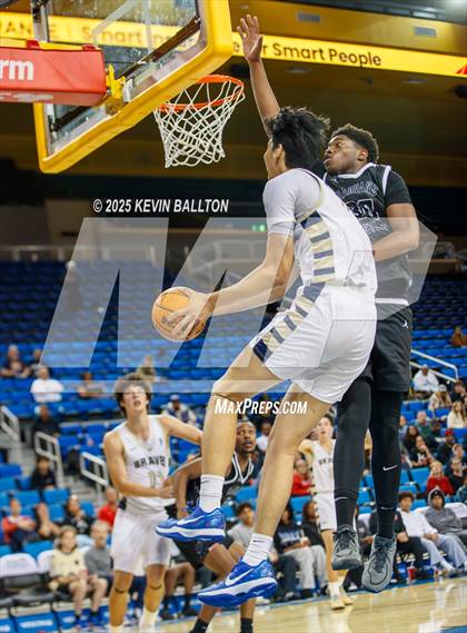 Thumbnail 1 in Harvard-Westlake vs. St. John Bosco photogallery.