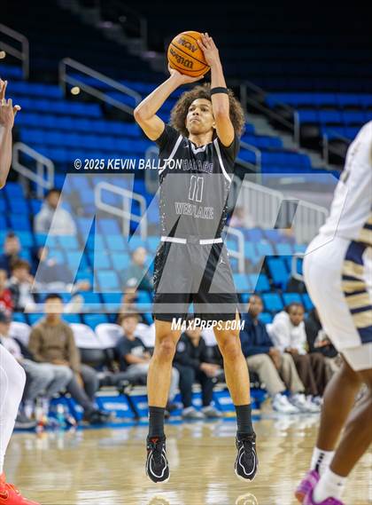 Thumbnail 1 in Harvard-Westlake vs. St. John Bosco photogallery.