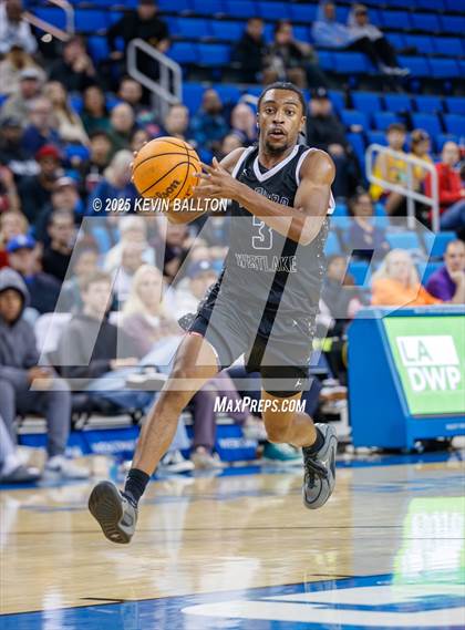 Thumbnail 1 in Harvard-Westlake vs. St. John Bosco photogallery.