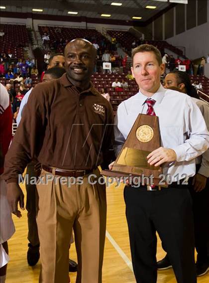 Thumbnail 3 in Fort Bend Travis vs Fort Bend Hightower (UIL 5A Region 3 Final) photogallery.