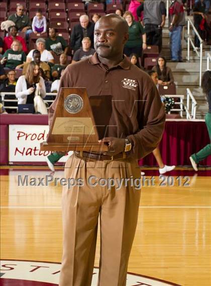 Thumbnail 1 in Fort Bend Travis vs Fort Bend Hightower (UIL 5A Region 3 Final) photogallery.