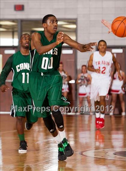 Thumbnail 2 in Fort Bend Travis vs Fort Bend Hightower (UIL 5A Region 3 Final) photogallery.