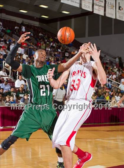 Thumbnail 1 in Fort Bend Travis vs Fort Bend Hightower (UIL 5A Region 3 Final) photogallery.