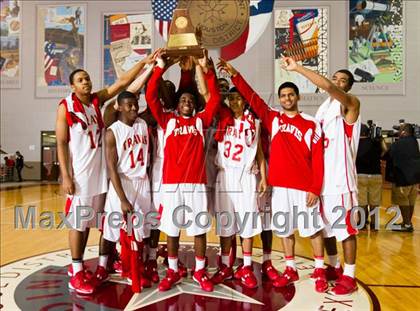 Thumbnail 2 in Fort Bend Travis vs Fort Bend Hightower (UIL 5A Region 3 Final) photogallery.