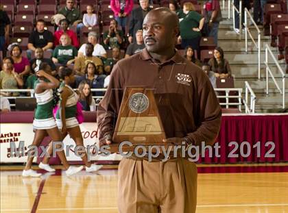 Thumbnail 3 in Fort Bend Travis vs Fort Bend Hightower (UIL 5A Region 3 Final) photogallery.