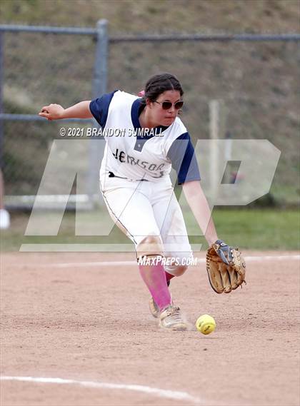 Thumbnail 2 in Jemison vs Thorsby (Chilton County Tournament) photogallery.