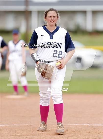 Thumbnail 2 in Jemison vs Thorsby (Chilton County Tournament) photogallery.