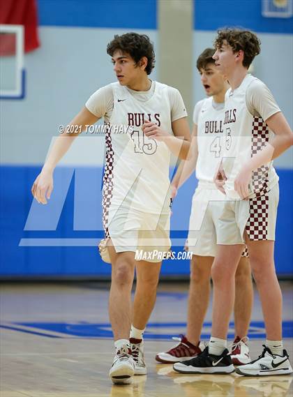 Thumbnail 1 in Young Men's Leadership Academy @ Bridgeport (UIL 4A Bi-District Playoff) photogallery.