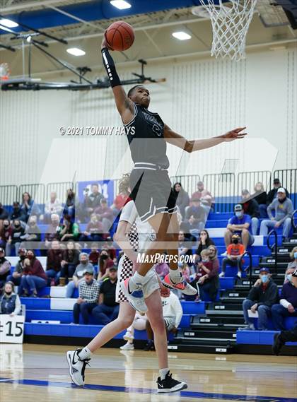 Thumbnail 3 in Young Men's Leadership Academy @ Bridgeport (UIL 4A Bi-District Playoff) photogallery.