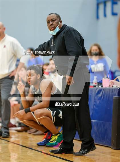 Thumbnail 3 in Young Men's Leadership Academy @ Bridgeport (UIL 4A Bi-District Playoff) photogallery.