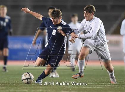 Thumbnail 2 in Holy Cross vs. St. Thomas More (LHSAA D2 Final) photogallery.