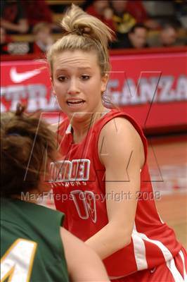 Thumbnail 2 in Mira Costa vs. Mater Dei (Nike Extravaganza) photogallery.