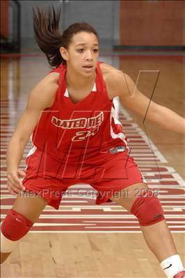 Thumbnail 1 in Mira Costa vs. Mater Dei (Nike Extravaganza) photogallery.