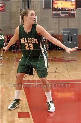 Thumbnail 3 in Mira Costa vs. Mater Dei (Nike Extravaganza) photogallery.