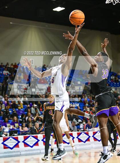 Thumbnail 3 in Osceola vs. Dumas (AAA 3A State Final) photogallery.