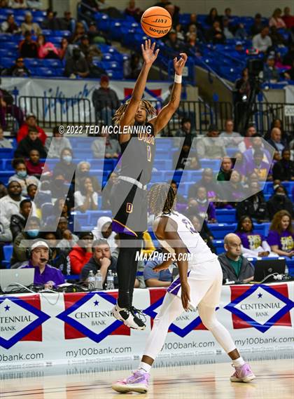 Thumbnail 1 in Osceola vs. Dumas (AAA 3A State Final) photogallery.