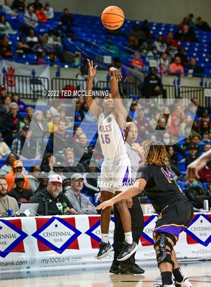 Thumbnail 1 in Osceola vs. Dumas (AAA 3A State Final) photogallery.