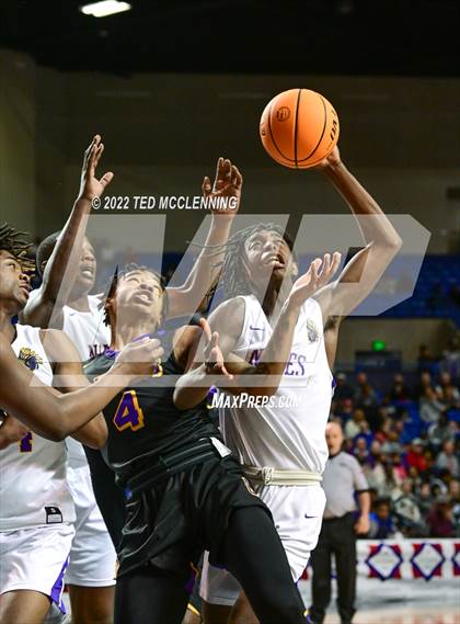 Thumbnail 2 in Osceola vs. Dumas (AAA 3A State Final) photogallery.