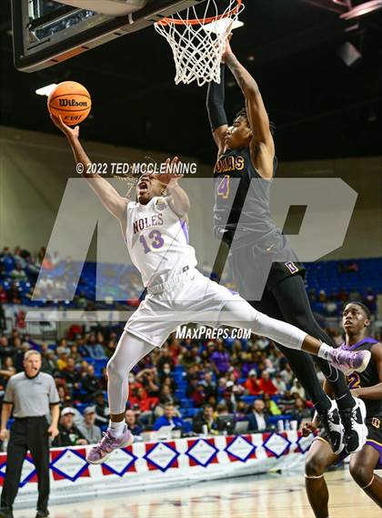 Thumbnail 3 in Osceola vs. Dumas (AAA 3A State Final) photogallery.