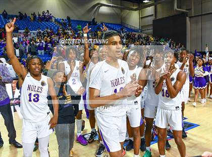 Thumbnail 2 in Osceola vs. Dumas (AAA 3A State Final) photogallery.