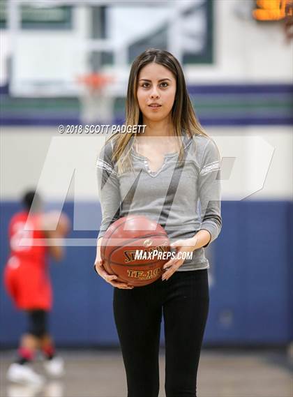 Thumbnail 2 in Great Oak @ Chaparral photogallery.