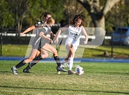 Thumbnail 2 in St. Petersburg Catholic @ Out-of-Door Academy (ODA Preseason Jamboree) photogallery.