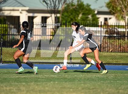 Thumbnail 2 in St. Petersburg Catholic @ Out-of-Door Academy (ODA Preseason Jamboree) photogallery.