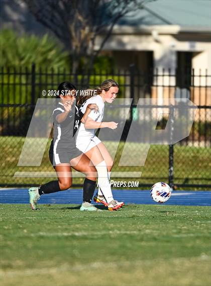 Thumbnail 2 in St. Petersburg Catholic @ Out-of-Door Academy (ODA Preseason Jamboree) photogallery.