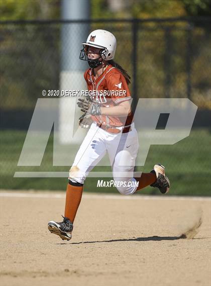 Thumbnail 2 in Holy Family vs Mead (CHSAA 4A Championship Final) photogallery.