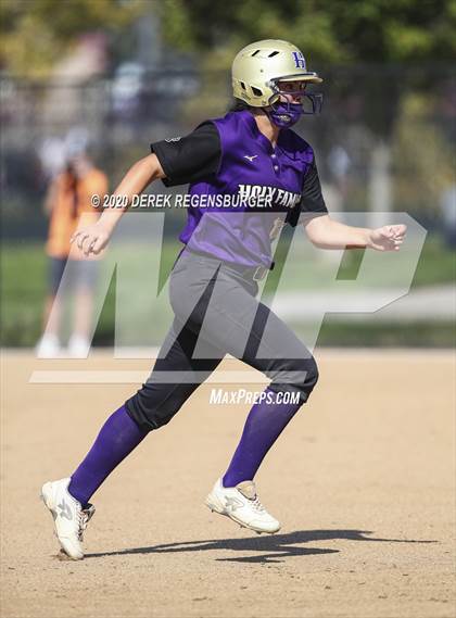 Thumbnail 3 in Holy Family vs Mead (CHSAA 4A Championship Final) photogallery.
