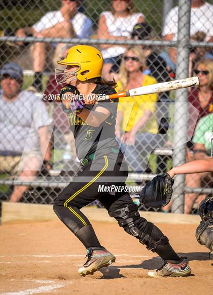 Thumbnail 3 in Little Miami vs McAuley (OHSAA D1 Sectional) photogallery.