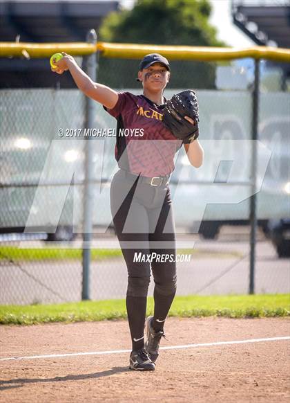 Thumbnail 3 in Little Miami vs McAuley (OHSAA D1 Sectional) photogallery.