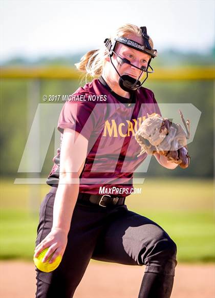 Thumbnail 2 in Little Miami vs McAuley (OHSAA D1 Sectional) photogallery.