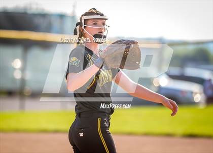 Thumbnail 1 in Little Miami vs McAuley (OHSAA D1 Sectional) photogallery.