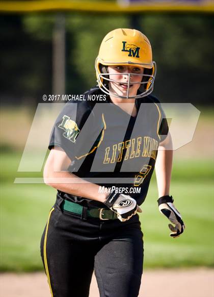 Thumbnail 1 in Little Miami vs McAuley (OHSAA D1 Sectional) photogallery.