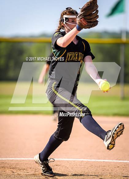 Thumbnail 3 in Little Miami vs McAuley (OHSAA D1 Sectional) photogallery.
